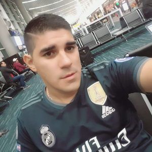 Meet your Posher, Jonathan